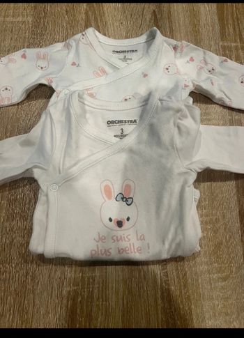 Lot bodys 🐰 bébé fille 3 mois Orchestra