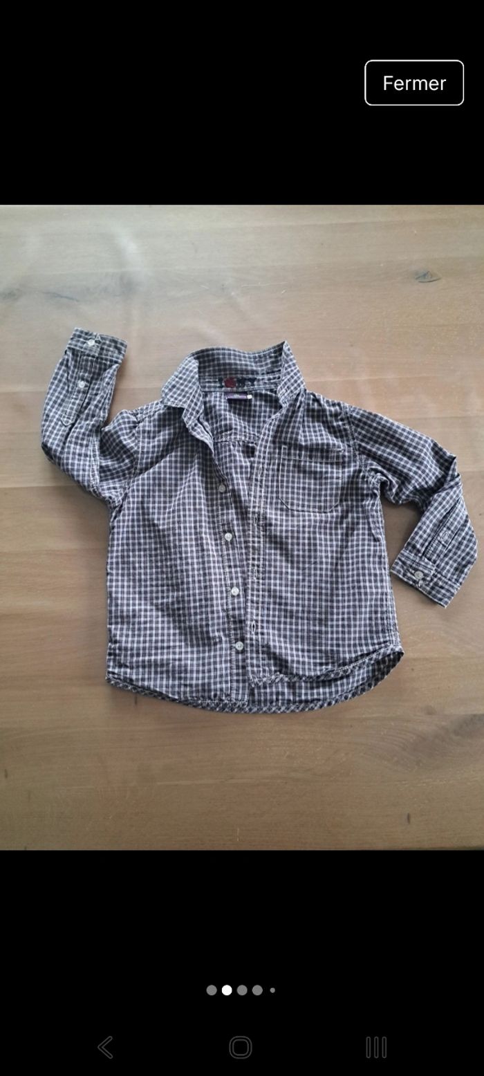 Lot vêtements 5 ans 110cm - photo numéro 2