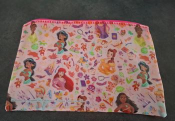 👑 Pochette Disney Princess – trousse plate – rose