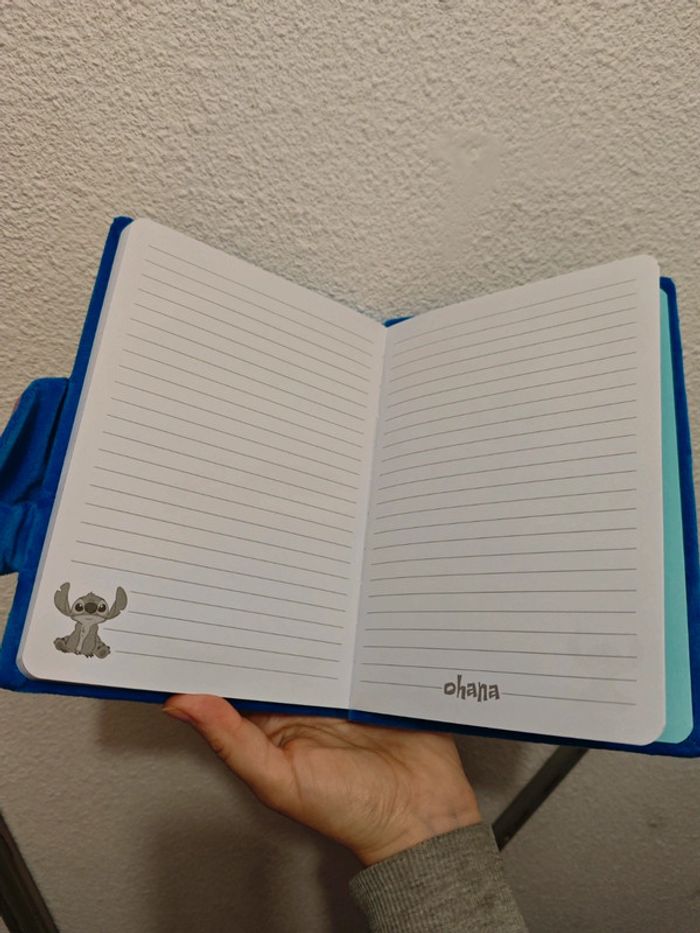 Cahier stitch peluche disney - photo numéro 4