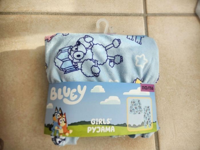 Pyjama Bluey taille 5 ans