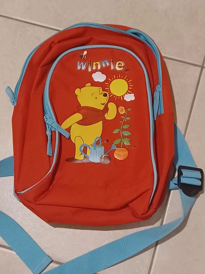 Sac à dos maternelle neuf Winnie l'ourson - photo numéro 2