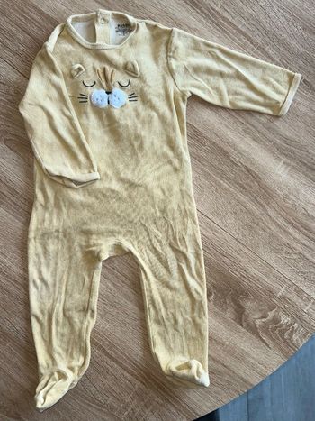 Pyjama jaune