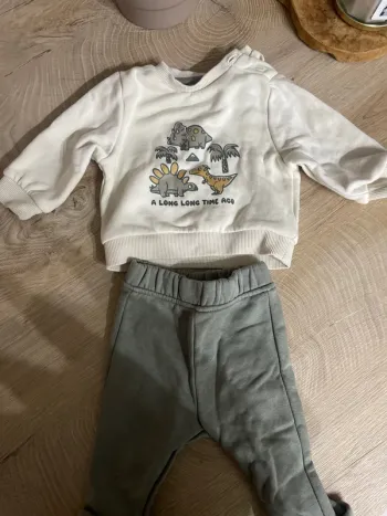 Ensemble Kiabi beige et Kaki