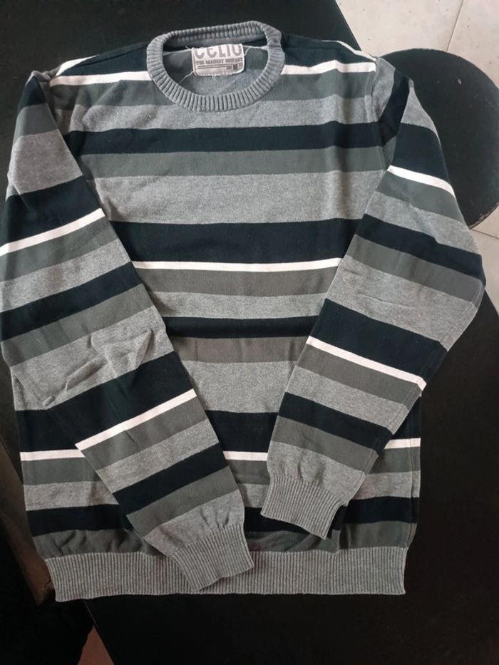 Pull Celio taille M