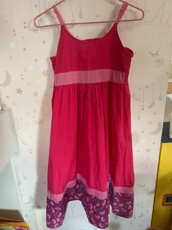 Robe rose