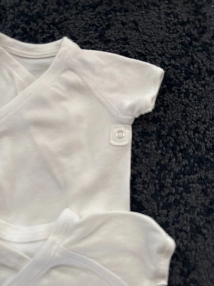 Lots de body petit bateau naissance /1 mois - photo numéro 2
