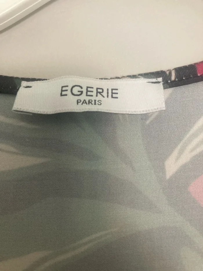 Robe Égérie Paris – Taille unique – Col V - photo numéro 4