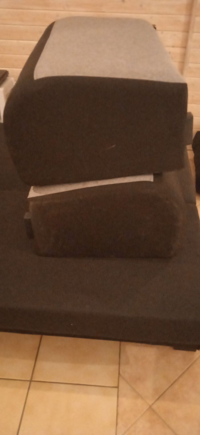 Canapé clic-clac pour deux personnes - photo numéro 2