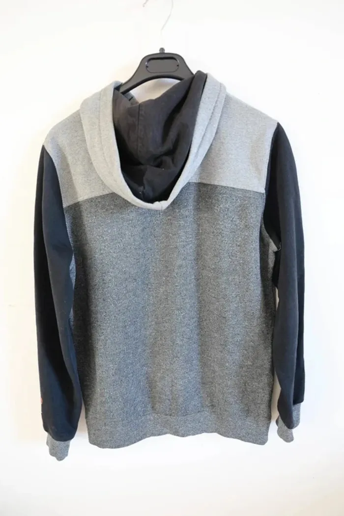 C54 sweat gris C&A 15-16 ans - photo numéro 2