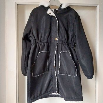 Magnifique manteau taille 8 ans