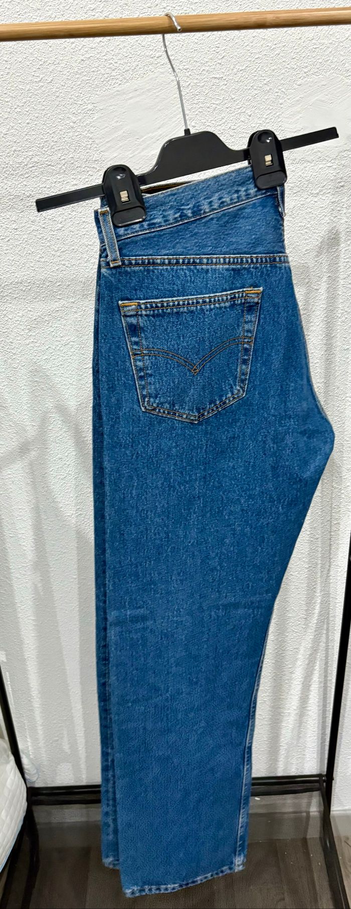 Jean Levi's 501 Vintage en Denim Bleu W36 L32 - photo numéro 3