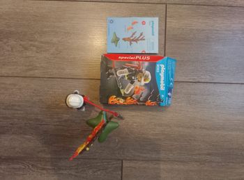 Playmobil Special Plus 9093 Pompier avec arbre en feu