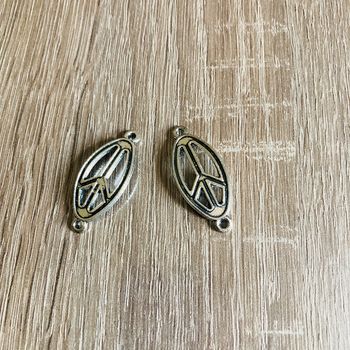 2 perles argentées 🌸