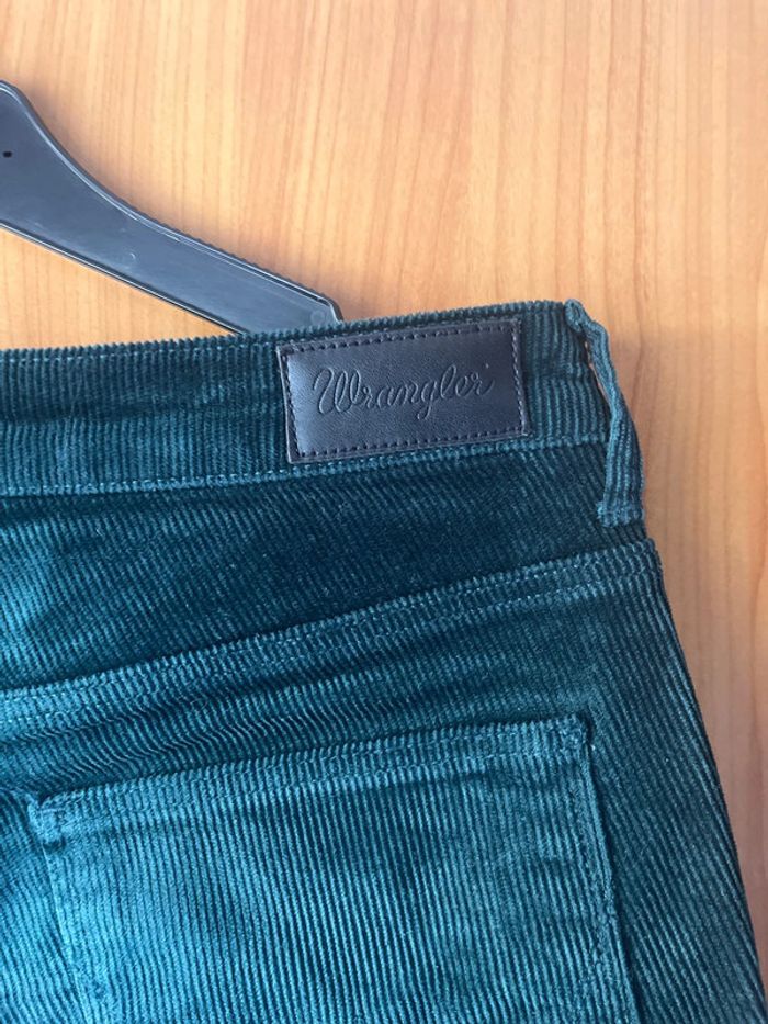 Pantalon en velours vert foncé Wrangler 38 - photo numéro 5