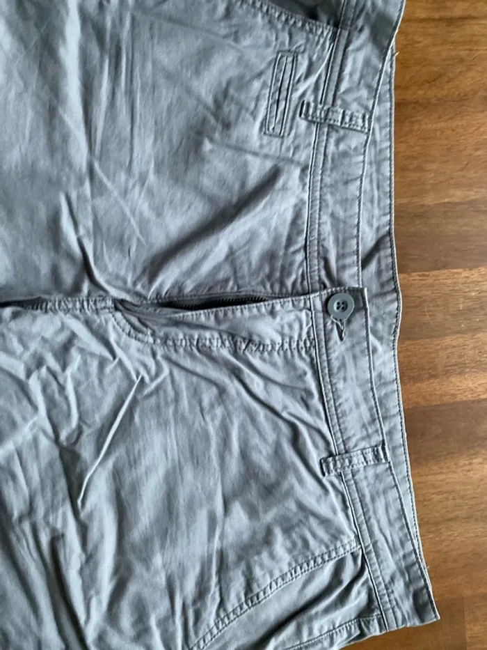 Short chino gris neuf T54 - photo numéro 2