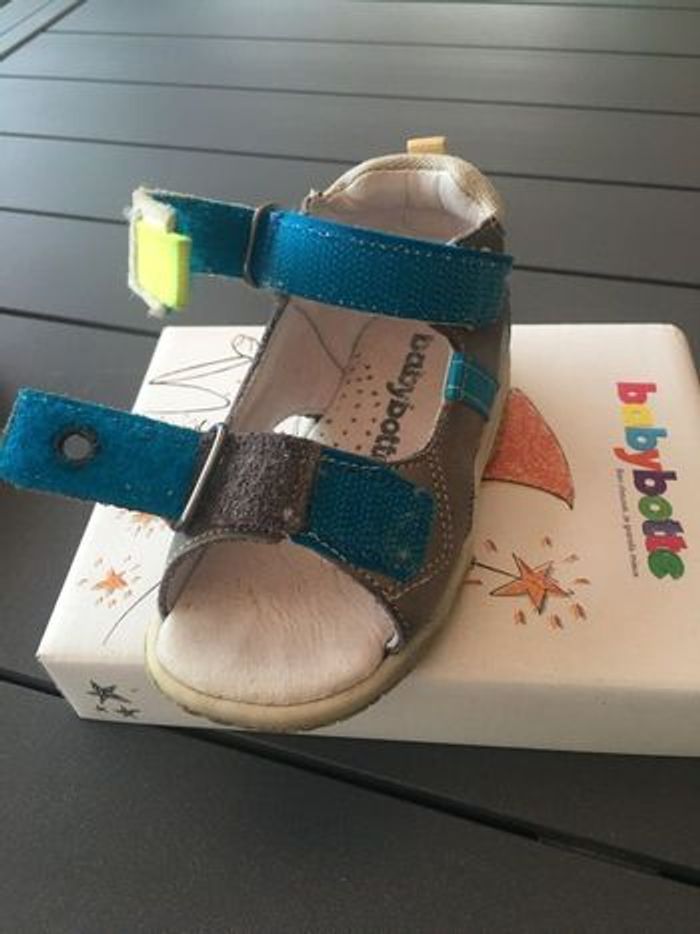 BABYBOTTE Sandales bébé taille 20 - photo numéro 2