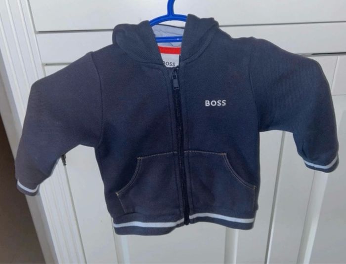 Veste Hugo boss 12 mois