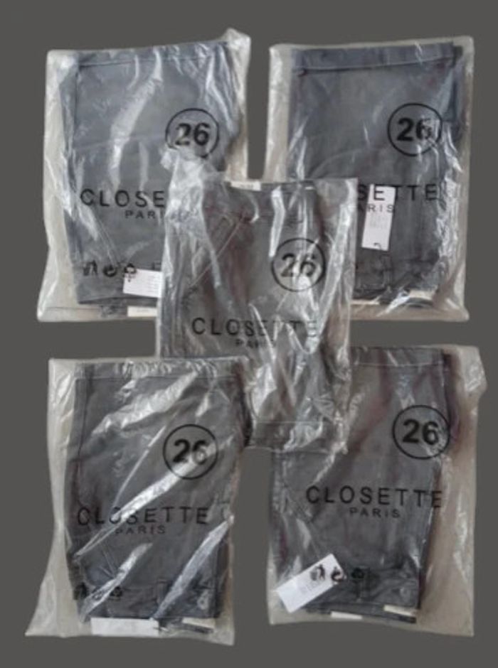Lot revendeur 13 shorts chino femme (me contacter avant achat !) - photo numéro 2