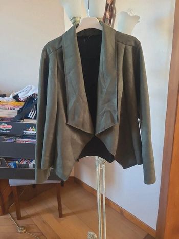 veste en daim vert kaki taille 40