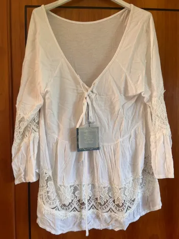Tunique - blouse manches longues blanche dentelle 38-40