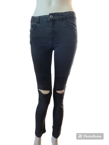 Superbe Jean troué skinny fit IKKS