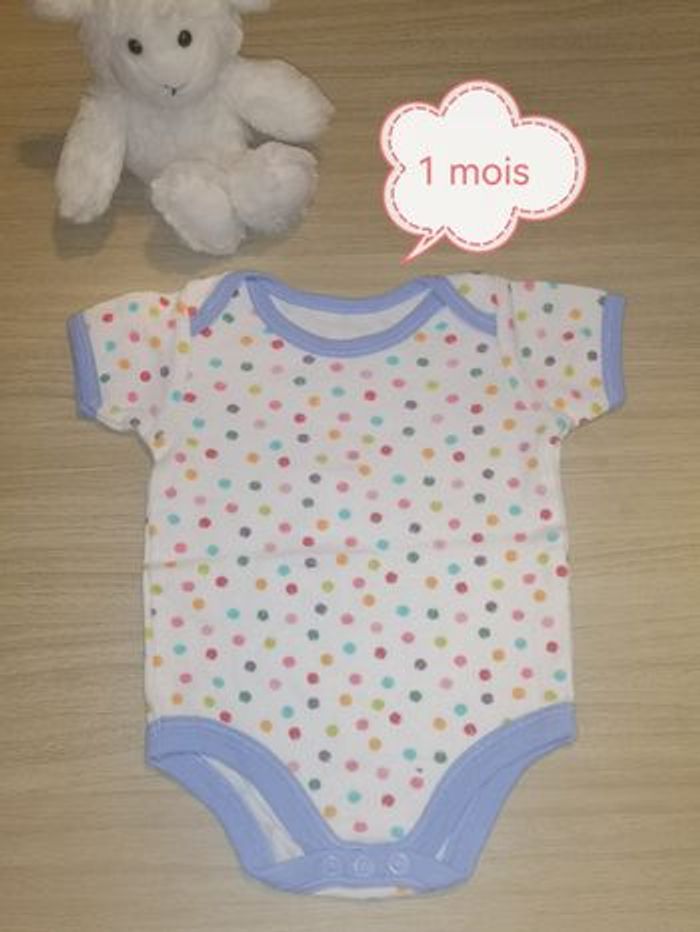 Lot 3 bodies manches courtes - photo numéro 2