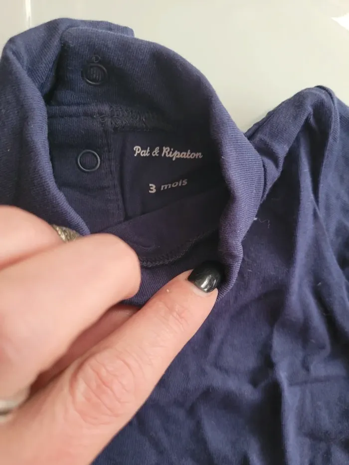 Sous pull 3 mois - photo numéro 3