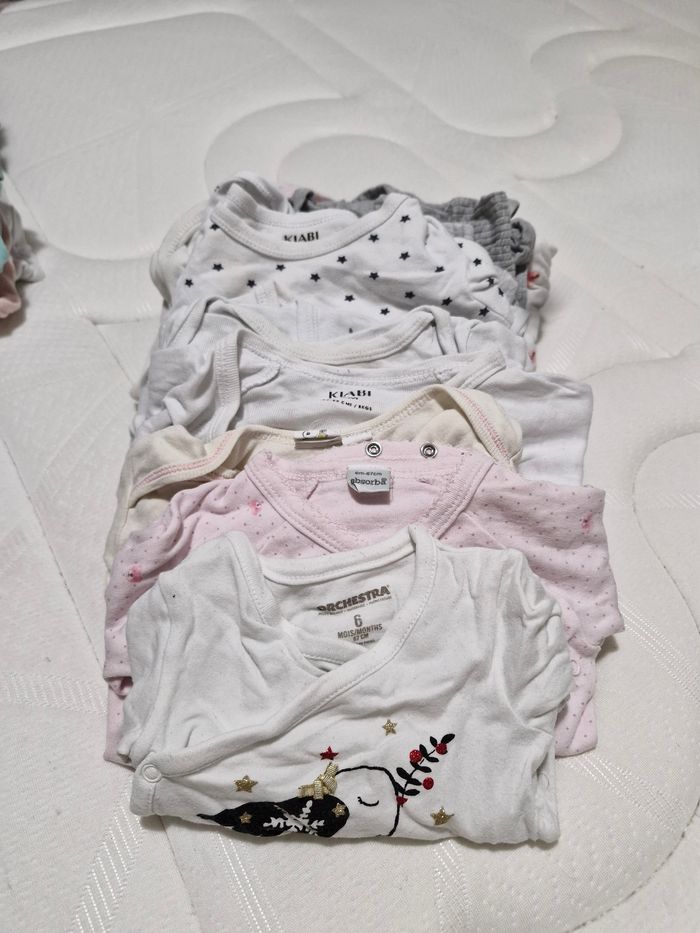 Lot de 8 bodies  manches longues