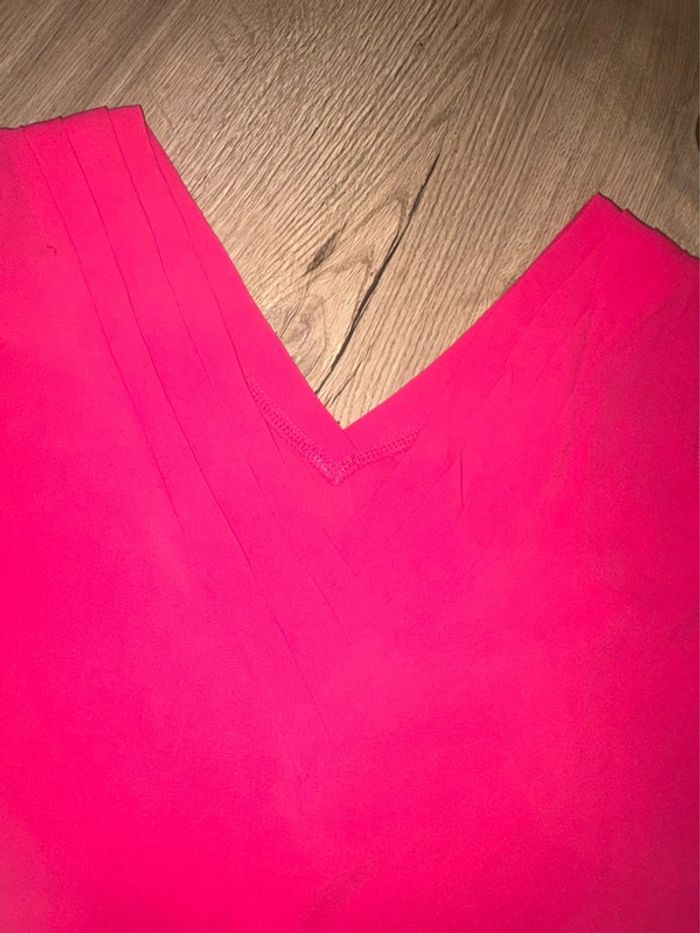 Débardeur rose neuf - photo numéro 3