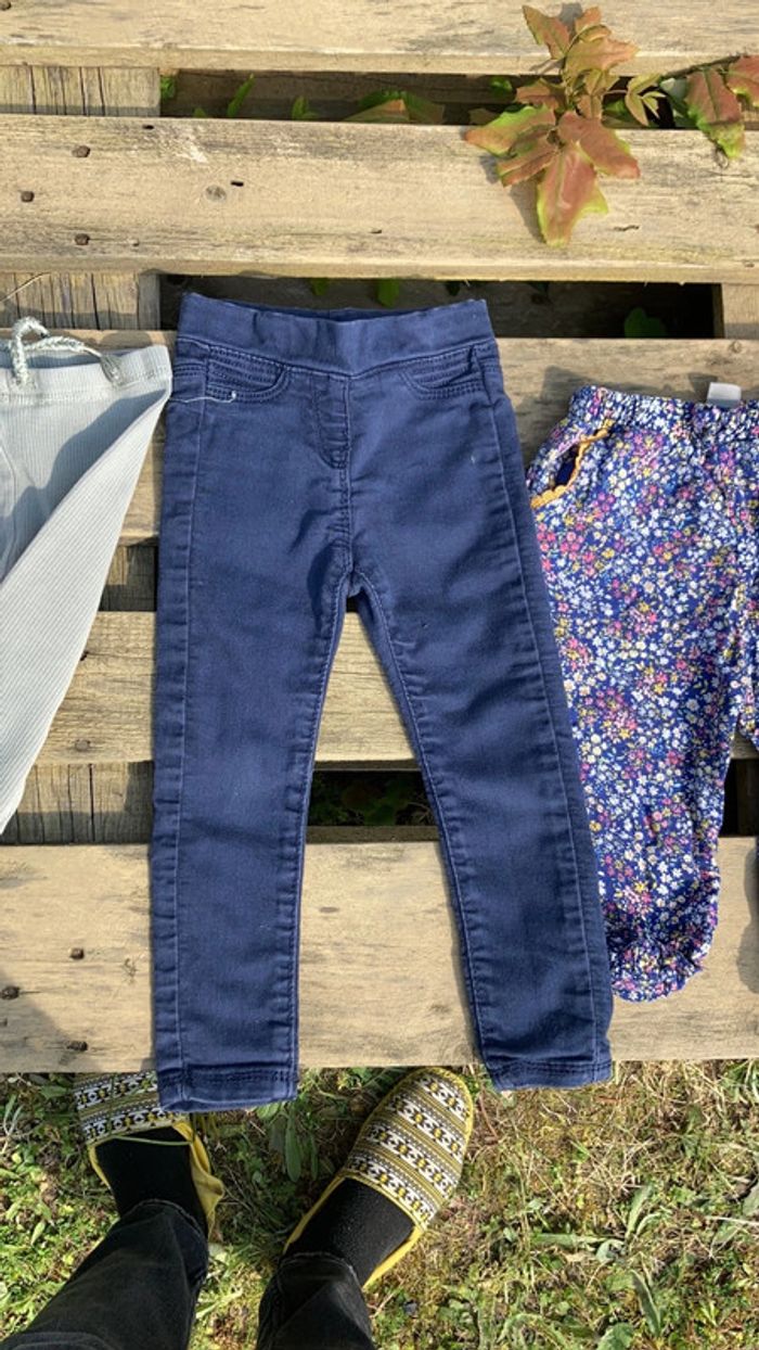 Lot 4 pantalons 2 ans filles - photo numéro 6