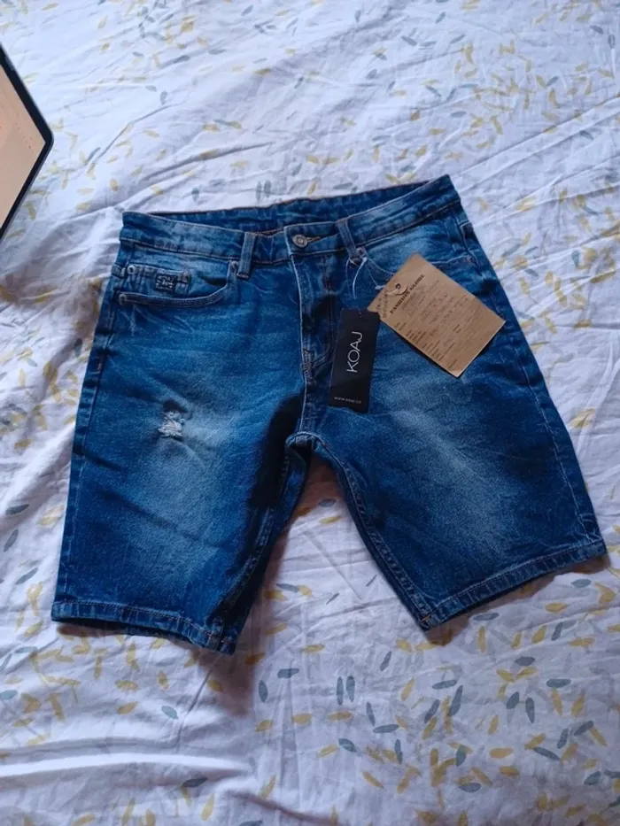 Bermuda KOAJ en jean homme NEUF en W32 - photo numéro 2
