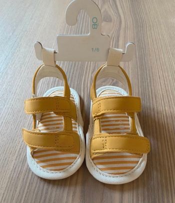 Sandale bébé 