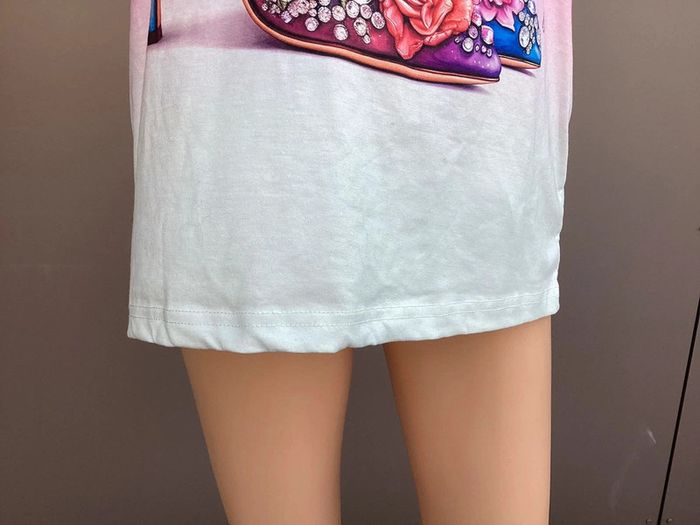 T-shirt taille L très bon état - Design floral élégant - photo numéro 4