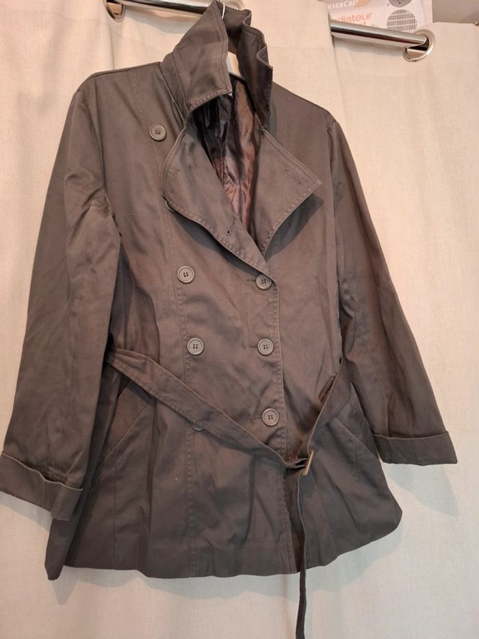 Magnifique parka femme avec ceinture sans capuche