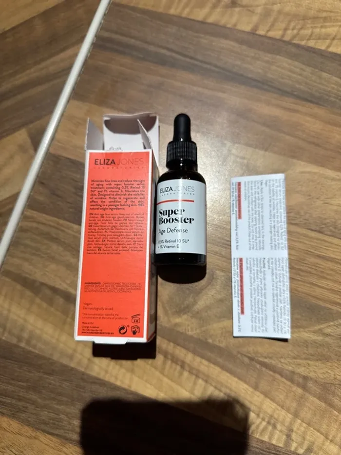 Sérum booster skincare âge défense jamais servi ni ouvert - photo numéro 3