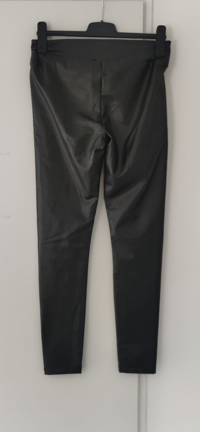 Legging simili cuir noir Esmara taille 40 femme – Neuf sans étiquette - photo numéro 6
