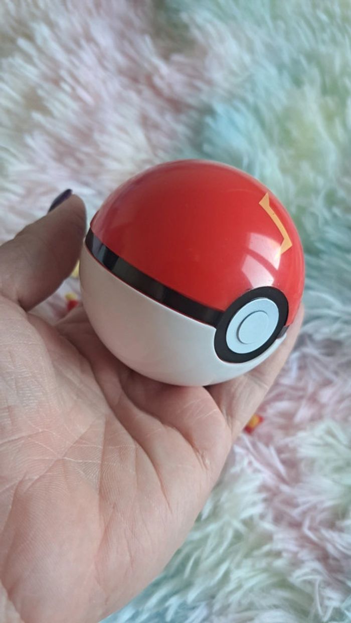 Figurines pokemon et pokeball - photo numéro 11