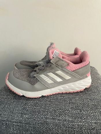 Baskets Adidas Pour Filles taille 31 1/3