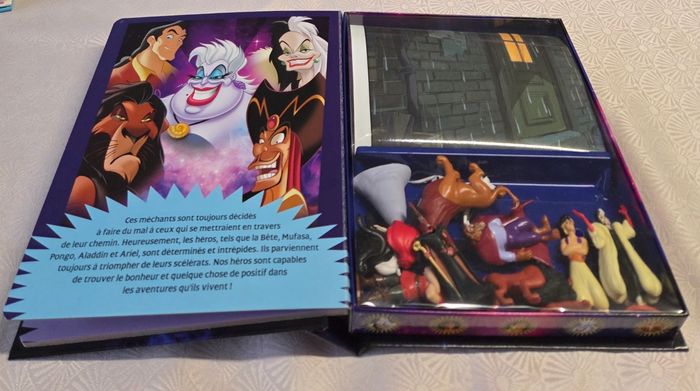 Livre éducatif figurine et tapis de jeu Disney - photo numéro 3