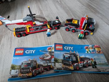 Lego transporteur d'hélicoptère 60183