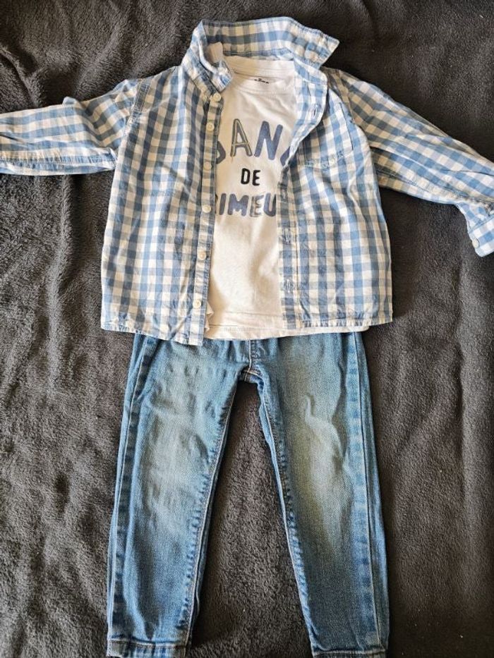 Ensemble jean + tee shirt + chemise