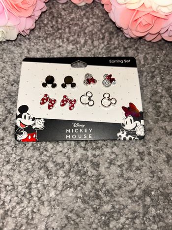 Boucles d’oreilles NEUVES