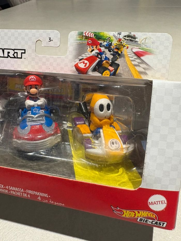 Hot Wheels - Coffret 4 véhicules Mario Kart neuf - photo numéro 3