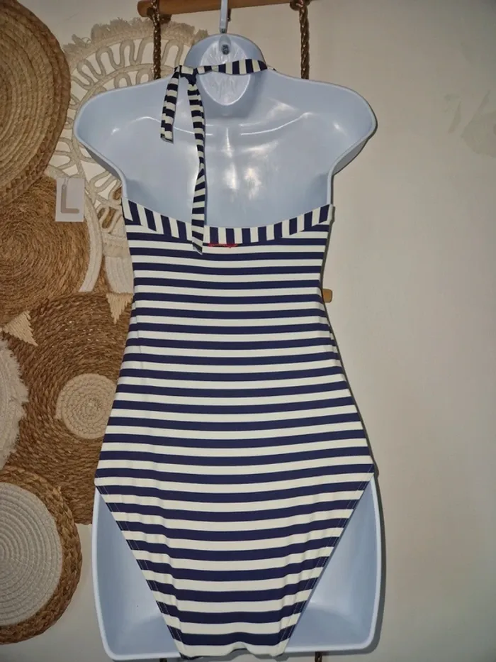 Maillot de bain 🚺 - photo numéro 4