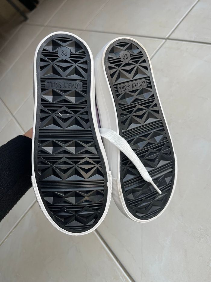 Baskets style converse neuve 29 - photo numéro 5