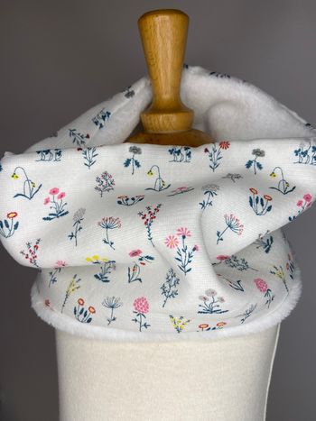 Snood bébé tour de cou enfant fleurs
