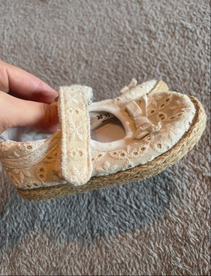 chaussures bébé fille Gémo, pointure 21 - style dentelle & espadrille - photo numéro 2