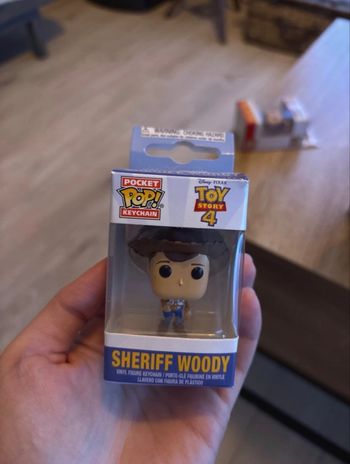 Porte clé pop woody
