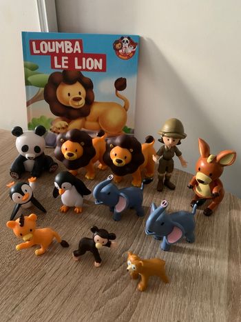 Lot de 11 animaux, 1 personnage et 1 livre marque atlas